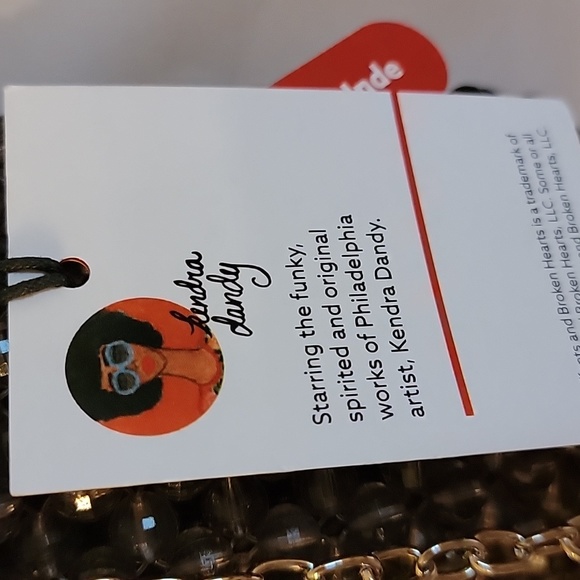 NWT BOUFFANTS & BROKEN HEARTS Kendra Dandy Skull Funky Halloween Beaded Purse - Picture 7 of 16